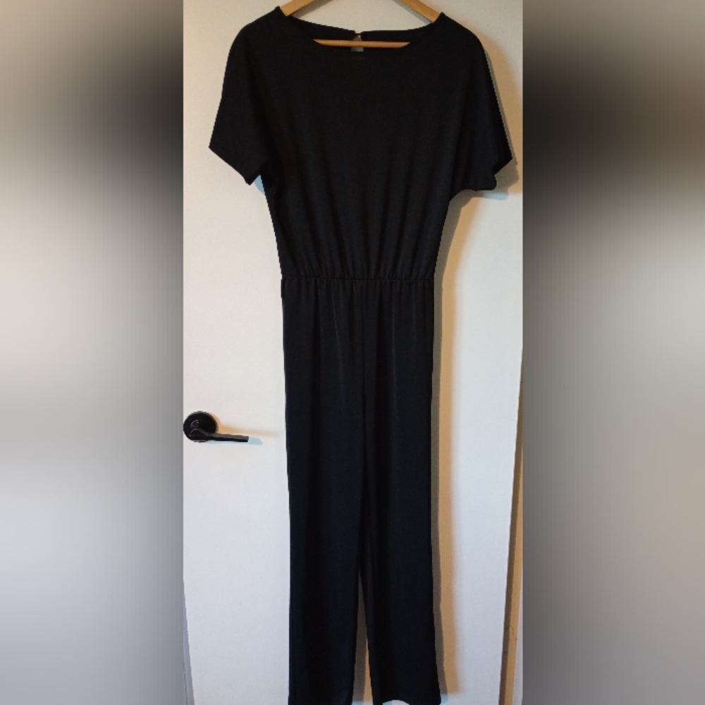 Black Short Sleeve Jumpsuit Size Small/Medium